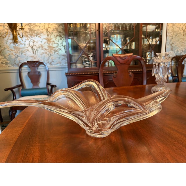 Vintage French Pulled Feathered Blown Clear Crystal Vase Signed Vannes Le Chatel For Sale - Image 9 of 11