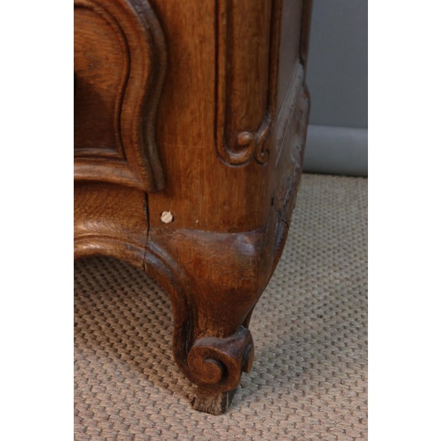 18th Century Wardrobe in Oak For Sale - Image 6 of 14
