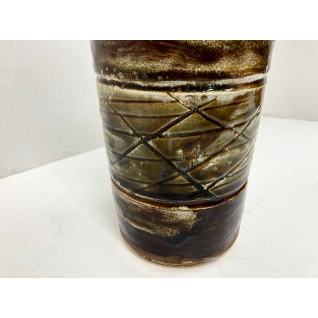 Ceramic Mid Century Beaker Form Glazed Ceramic Vase For Sale - Image 7 of 7