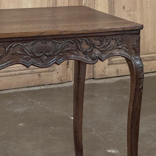 18th Century Liégeois Louis XV Hand Carved Oak End Table For Sale - Image 16 of 18