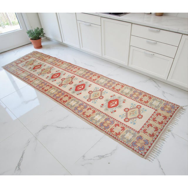 Contemporary 1990s Hand-Knotted Runner Rug Traditional Turkish Rug - 2′9″ × 10′2″ For Sale - Image 3 of 17