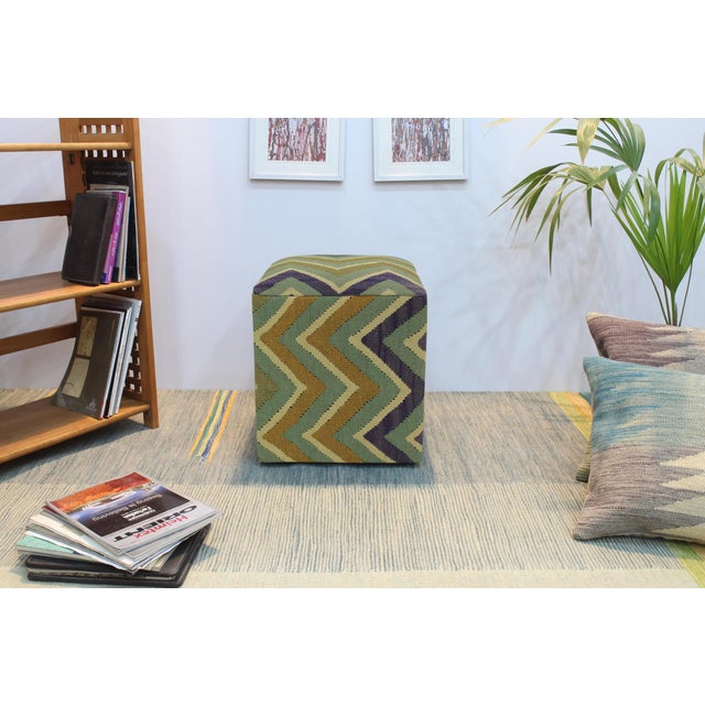 Shabby Chic Grey/Ivory Handmade Kilim Upholstered Ottoman For Sale - Image 9 of 9