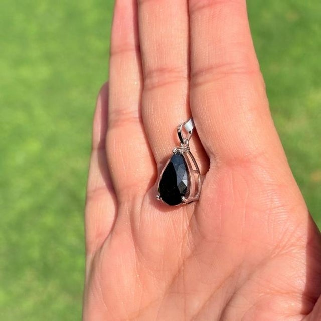 VRJewels 5.89ct Bold Black Diamond Pear Cut Solitaire Pendant in 14k White Gold For Sale In New York - Image 6 of 14