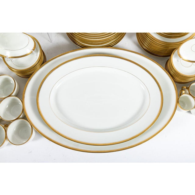 Vintage Haviland Limoges Marquis French Porcelain Dinnerware China Set With Serving Pieces—74 Pieces For Sale In New York - Image 6 of 12