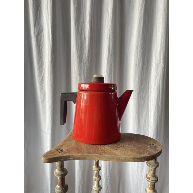 Enameled Cast Iron Coffee Pot attributed to Antti Nurmesniemi for Finel, 1950s For Sale - Image 10 of 10