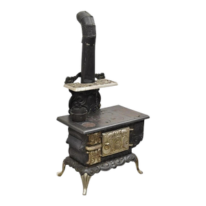 Antique Dolly's Favorite Cast Iron Child Salesman Sample Stove by Favorite Stove