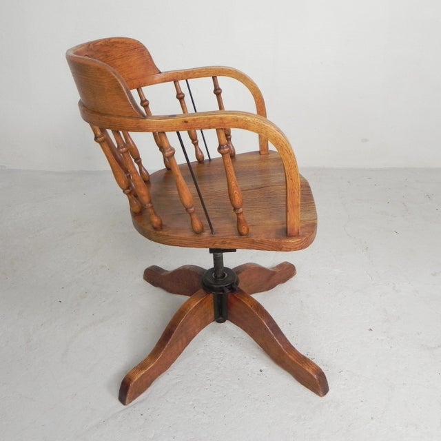 Wood Height-Adjustable Oak Swivel Office Chair, 1930s For Sale - Image 7 of 18