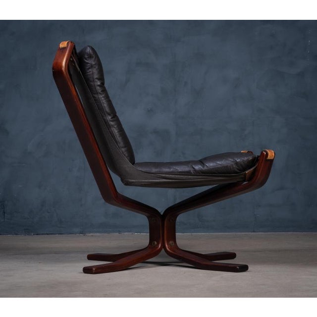 Black Model Mid-Century Danish Superstar Easy Chair, 1960s For Sale - Image 8 of 11