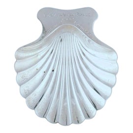 Example of Tiffany and Co. Decor