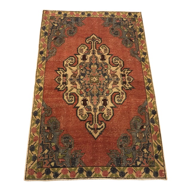 Traditional Handmade Distressed Rug- 4′3″ × 7′ For Sale