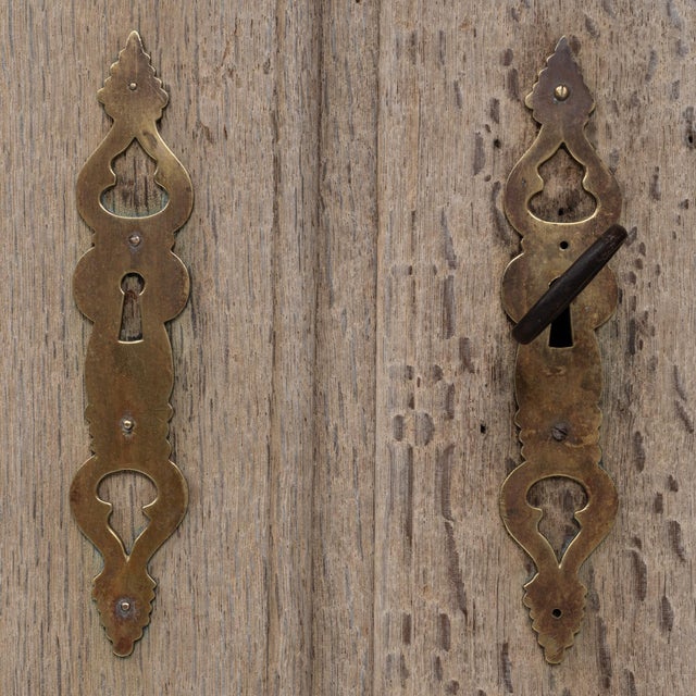 19th Century French Louis XV Style Cabinet with Wire Mesh Doors For Sale - Image 11 of 18