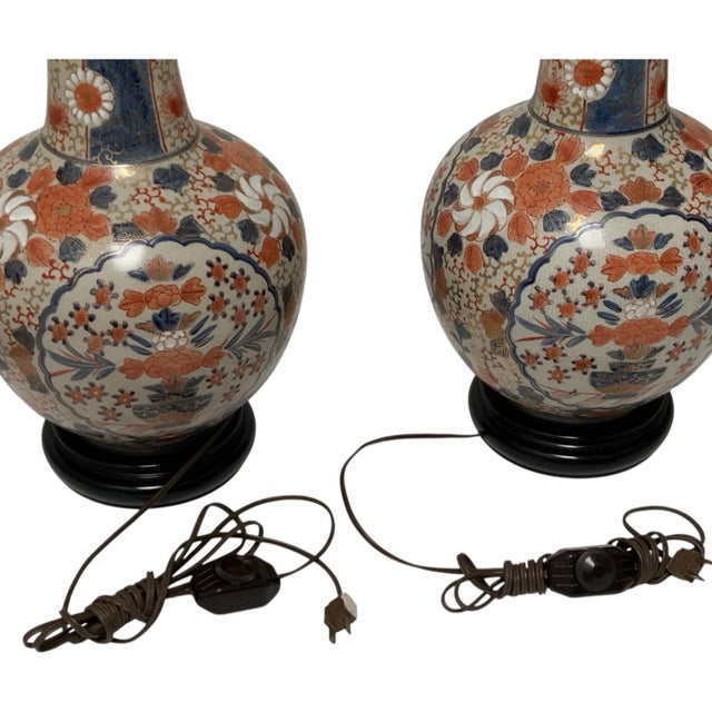 Antique Japanese Imari Porcelain Baluster Vase Table Lamps Late Meiji Taisho - a Pair For Sale - Image 10 of 12