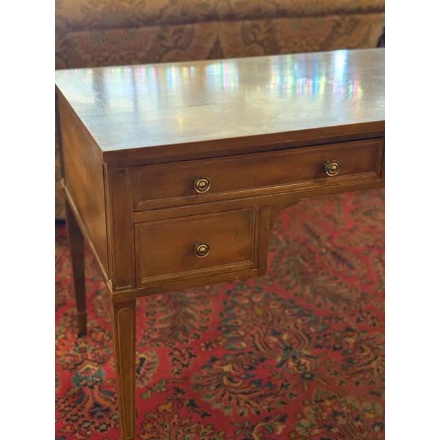 Traditional Vintage 1970s Traditional American of Martinsville Desk For Sale - Image 3 of 13
