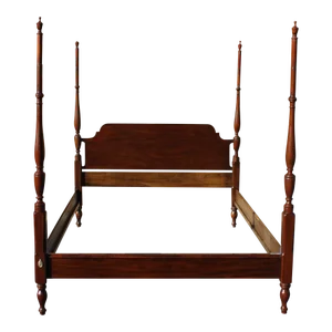 Henkel Harris Mahogany Queen-Size Bed