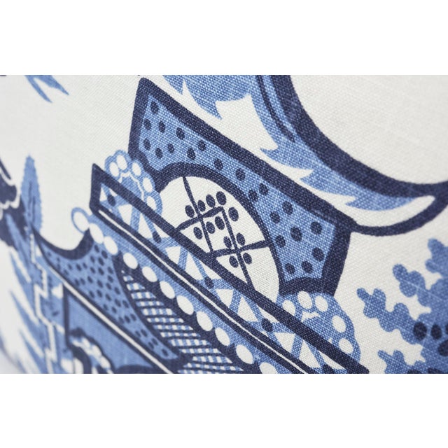 Schumacher Schumacher Double-Sided Pillow in Nanjing Print For Sale - Image 4 of 8