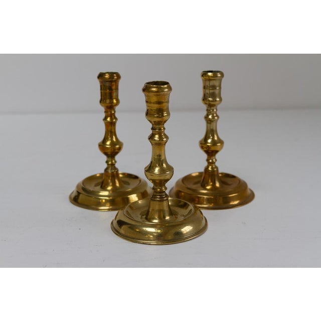 Baroque Antique Danish Brass Candlesticks from Næstved, Set of 3, 1780s For Sale - Image 3 of 17