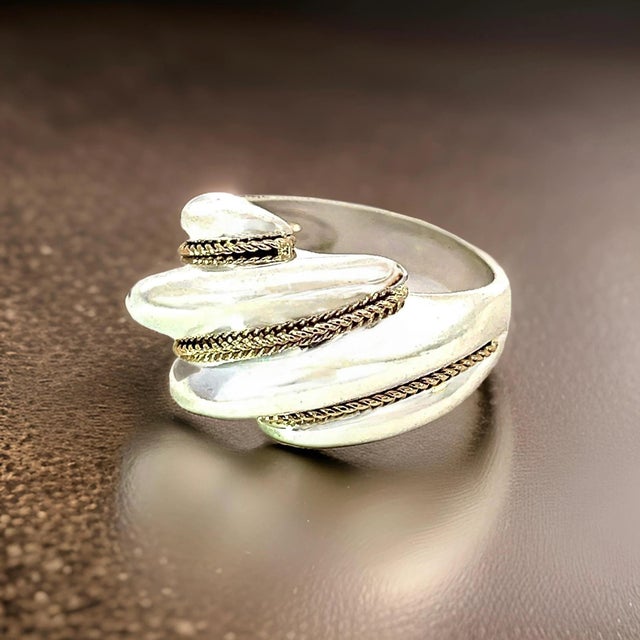 Tiffany and Co. 1990s Tiffany & Co Estate Shrimp Ring Size 5.25 14k Gold + Sterling Silver For Sale - Image 4 of 12