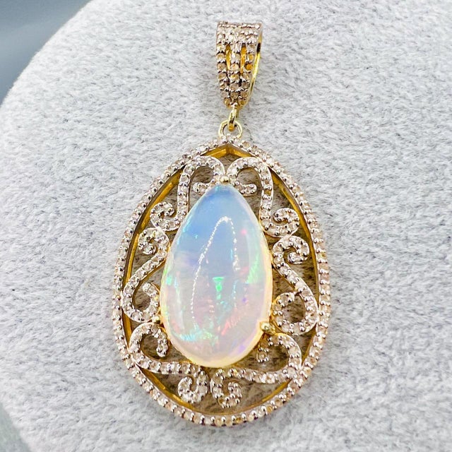 1980s Vintage Art Deco Style Pear Opal and Diamond Teardrop Statement Pendant in Gilded 925 Silver, 1980s For Sale - Image 5 of 15