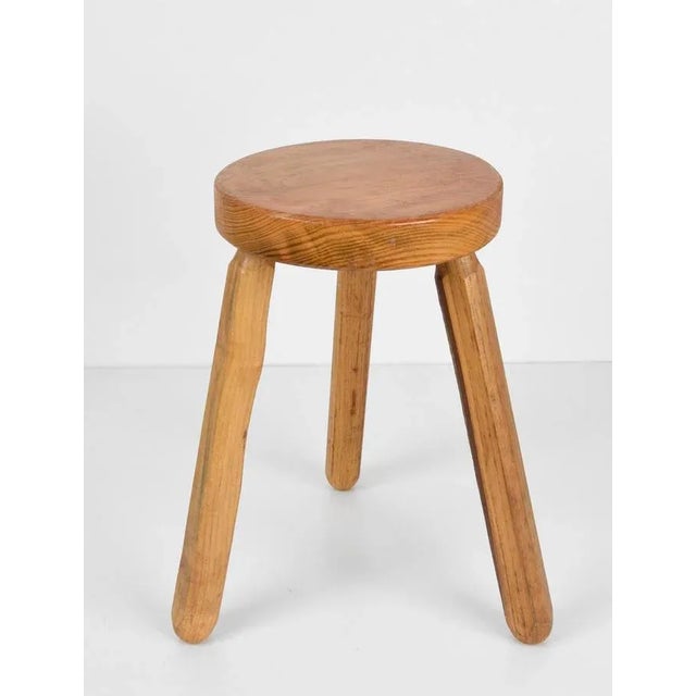 Wood Mid-Century French Modern Wooden Tripod Stool in the style of Charlotte Perriand, 1950s For Sale - Image 7 of 18