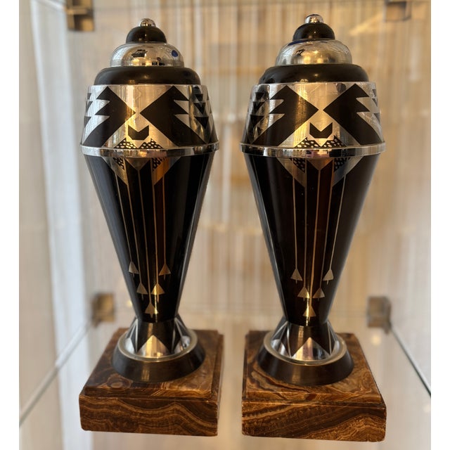 1920s Art Deco Black and Silver Vases on Marble Bases, 1920s, Set of 2 For Sale - Image 5 of 5