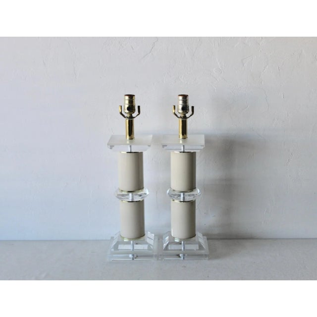 Post-Modern Optique Co. Style Stacked Lucite Glam Table Lamps-A Pair For Sale - Image 4 of 12