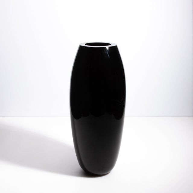 Modern Hand Blown Murano Poker Vase in Onyx Black For Sale - Image 3 of 8