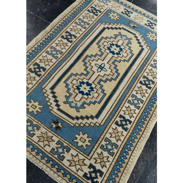 Textile Turkish Vintage Rug 2'11" x 4'2" #20567 For Sale - Image 7 of 8