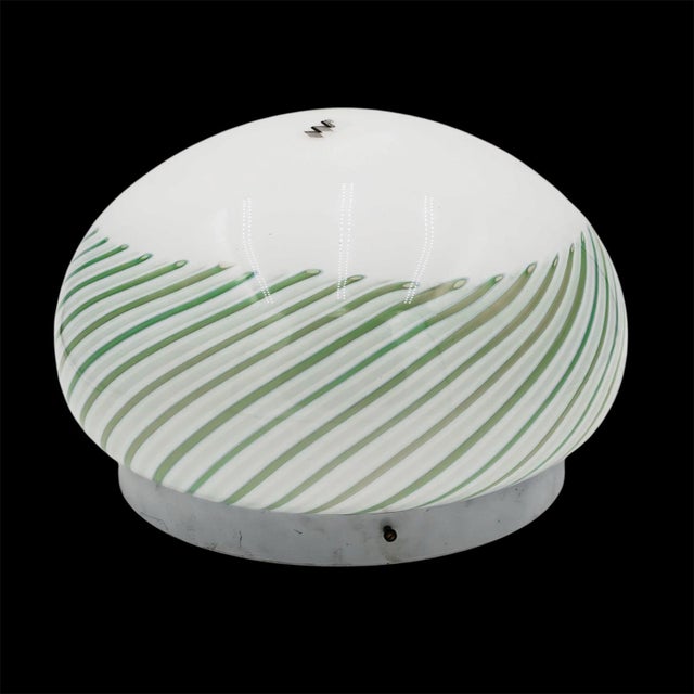 1970s Vintage Wall Lamp in White and Green Swirl Murano Glass, 1970s For Sale - Image 5 of 5