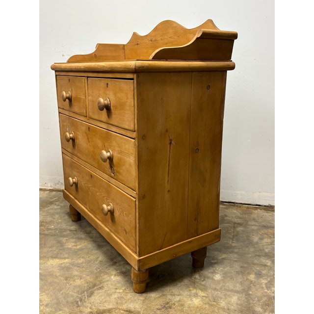 Wood 19th Century English Pine Chest of Drawers For Sale - Image 7 of 8