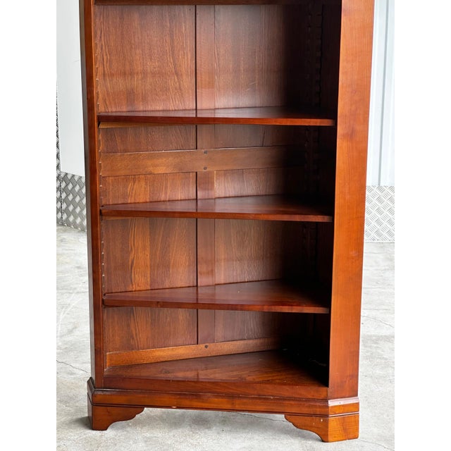 Corner Bookcase in Cherry Wood, 1920s For Sale - Image 10 of 18