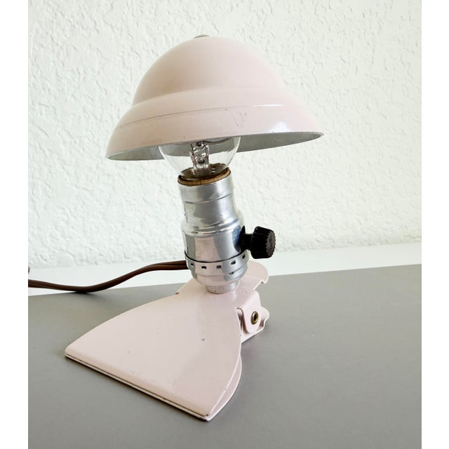 1950s Pink Mini Clip Light For Sale - Image 4 of 7