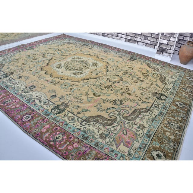 Textile Mid 20th Century Oushak Turkish Oversize Anatolian Carpet For Sale - Image 7 of 10