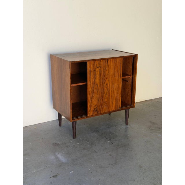 Brown Vintage Danish Rosewood Cabinet With Sliding Doors – MCM Storage Credenza For Sale - Image 8 of 10