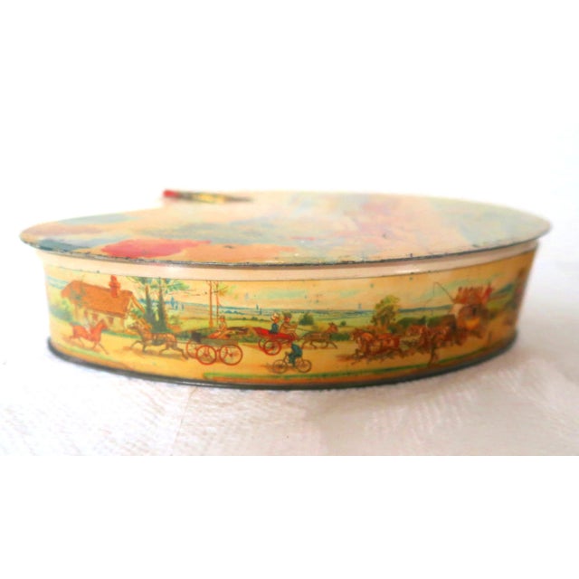 Antique Huntley & Palmers Scarce Palette Shaped Biscuit Tin, c.1910, Rare Lithographyed Horse Drawn Hurdy Gurdy For Sale - Image 9 of 18