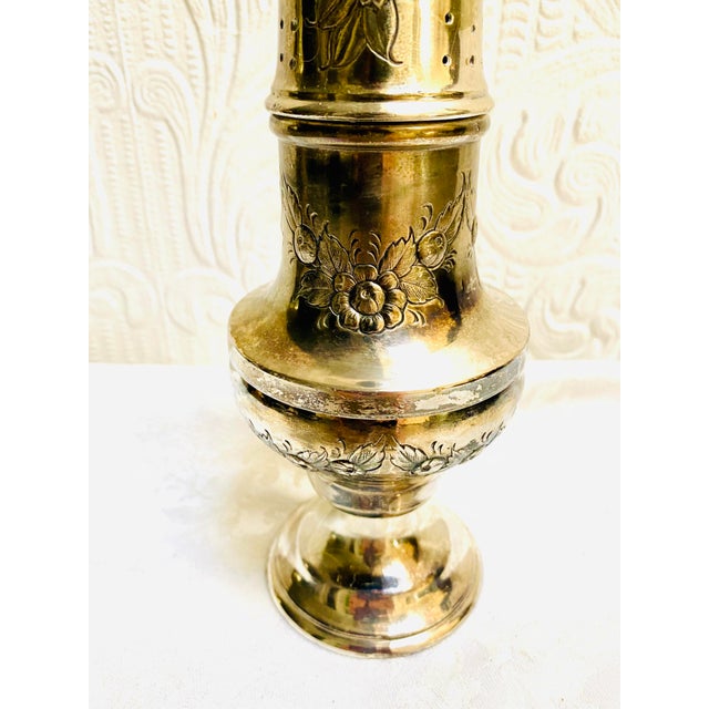 American Circa 1880’s Silver Plated Blown Out Flowers Muffineer For Sale - Image 3 of 10