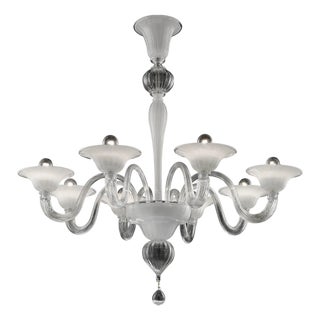 Modern Venetian Murano Glass Chandelier in Transparent and White Tones with Silver Leaf by Simoeng For Sale