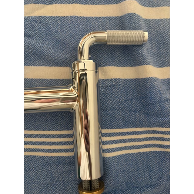 California Faucets Descanso Bridge Kitchen Faucet With Sidespray - Arc Spout (Polished Chrome) For Sale In San Francisco - Image 6 of 9