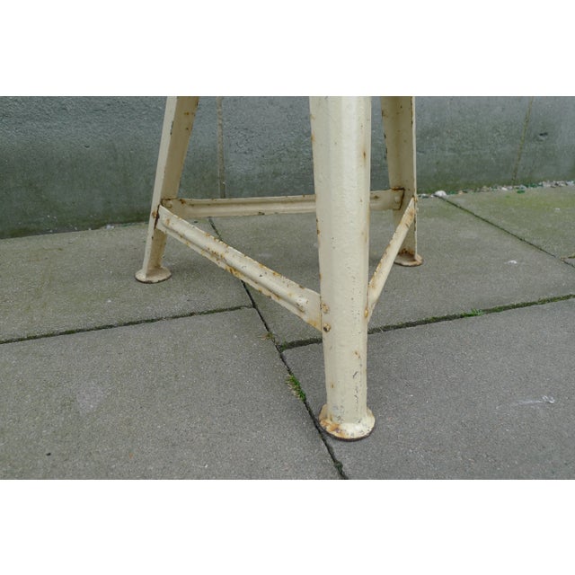 Vintage Industrial Workshop Stool in Steel and Beech in the Style of Rowac, 1930s For Sale - Image 5 of 9