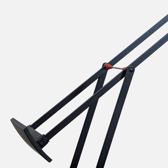 Artemide Tizio Adjustable Modern Black Desk Lamp For Sale In San Francisco - Image 6 of 10