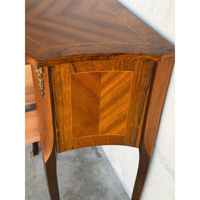 Rosewood and Teak 2-Drawer Entry Table With Cabriole Legs Denmark Mid-Century Modern 1960s For Sale In Los Angeles - Image 6 of 9