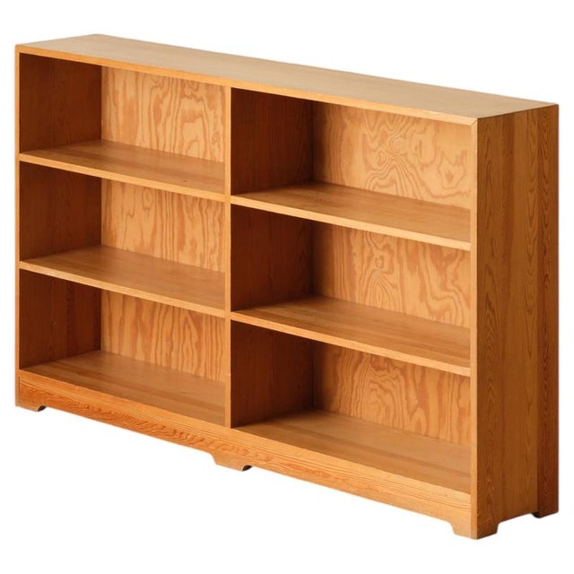 Brown Swedish Modern Bookcase in Pine, 1940s For Sale - Image 8 of 8