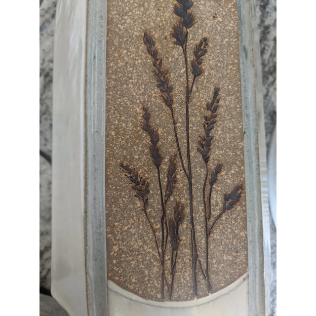 Vintage Earthenware Pottery Botanical Lavendar Table Lamp W/ Lampshade For Sale - Image 4 of 18