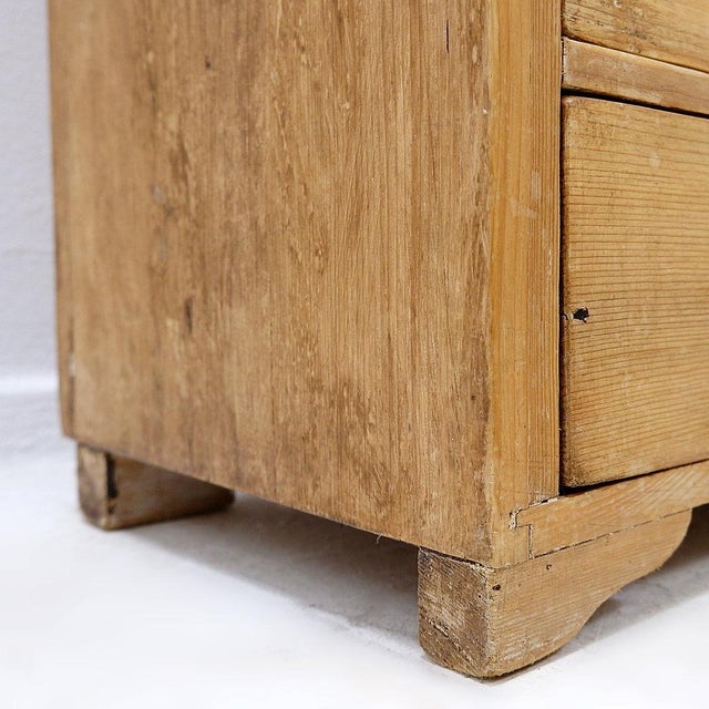 Small Vintage Chest of Drawers in Wood, 1950s For Sale - Image 4 of 14
