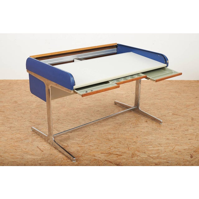 Action Office Desk in Walnut by George Nelson for Herman Miller, 1960s For Sale - Image 5 of 15