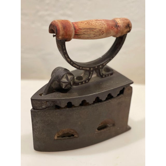 Very Interesting Antique Mexican Cast Iron This iron worked with coal inside. Nice piece for display.