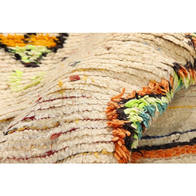 Vintage Azilal Boucherouite Moroccan Rug, 03'11 X 07'10 For Sale In Dallas - Image 6 of 10