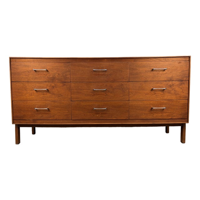 Mid 20th Century Walnut Nine Drawer Dresser by Paul McCobb for Lane For Sale