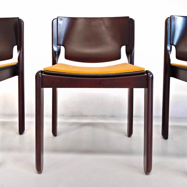 Vintage Wooden and Velvet Chairs by Vico Magistretti for Cassina, 1970s, Set of 4 For Sale - Image 14 of 18