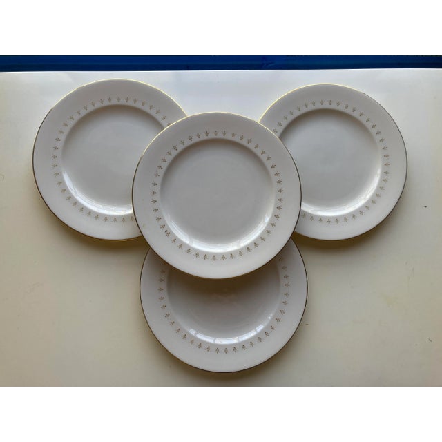 Traditional Vintage Syracuse China " First Love " Pattern Dinner Plates- Set of 4 For Sale - Image 3 of 5