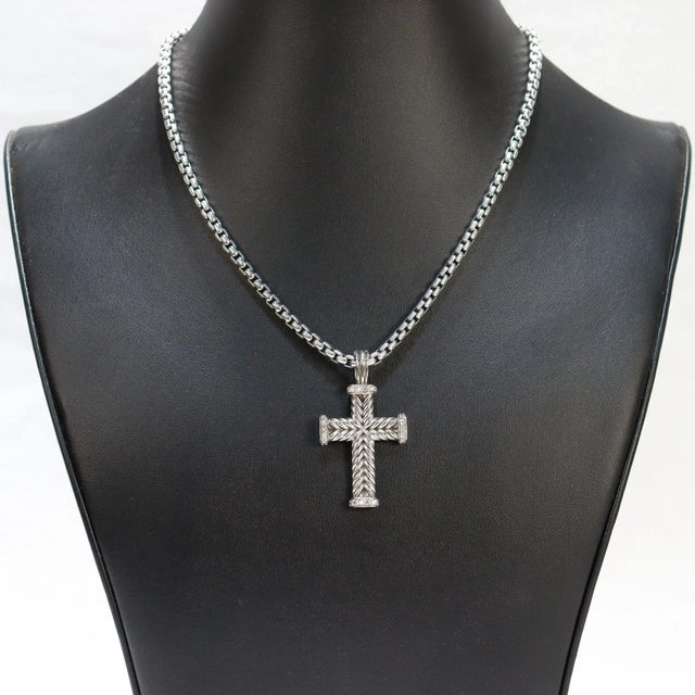 Silver David Yurman Sterling Silver 33mm Chevron Cross Pendant & Diamonds Necklace For Sale - Image 8 of 18